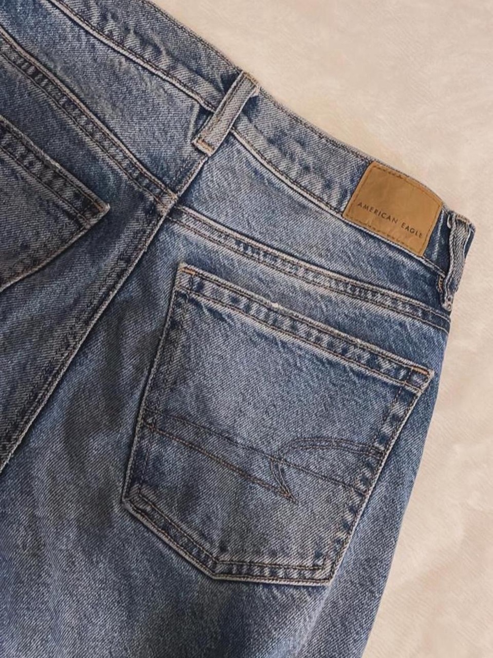 American Eagle Outfitters Super High-Rise Ankle Straight Jean - Picture 5 of 8